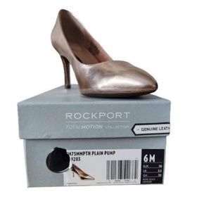 NWOT Rockport Women TOTAL MOTION Leather Plain Pump Size 6M Rose Gold